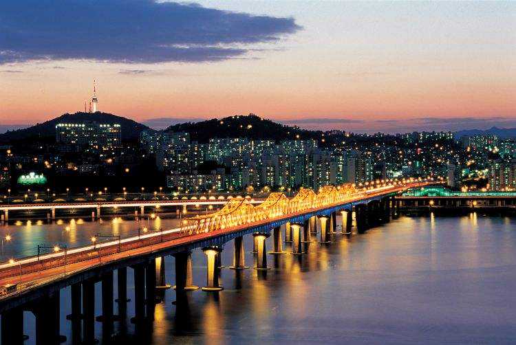 美国最受欢迎研究生专业排名出炉，榜首无悬念，第三名竟然是····